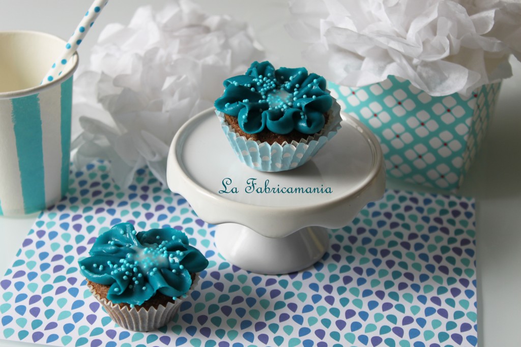 cours-cupcake-designer-bordeaux-lafabricamania-sweet-table2